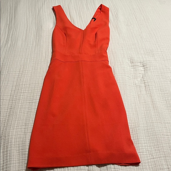 Dresses & Skirts - Banana Republic V-Neck Coral Dress with Back Cutouts